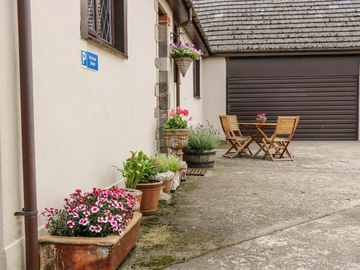 Courtyard Cottage Duns Exterior foto